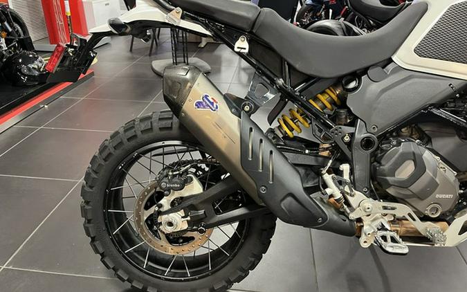2023 Ducati DesertX Star White Silk