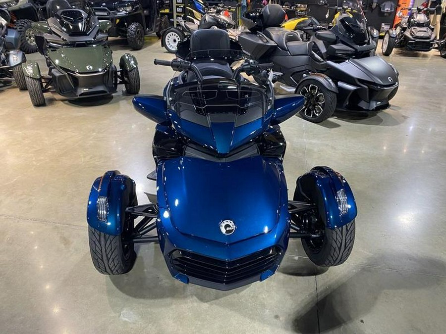 2023 Can-Am® Spyder F3 Limited Dark Wheels