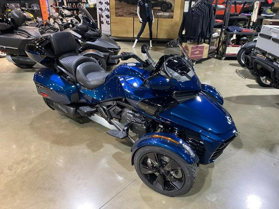 2023 Can-Am® Spyder F3 Limited Dark Wheels