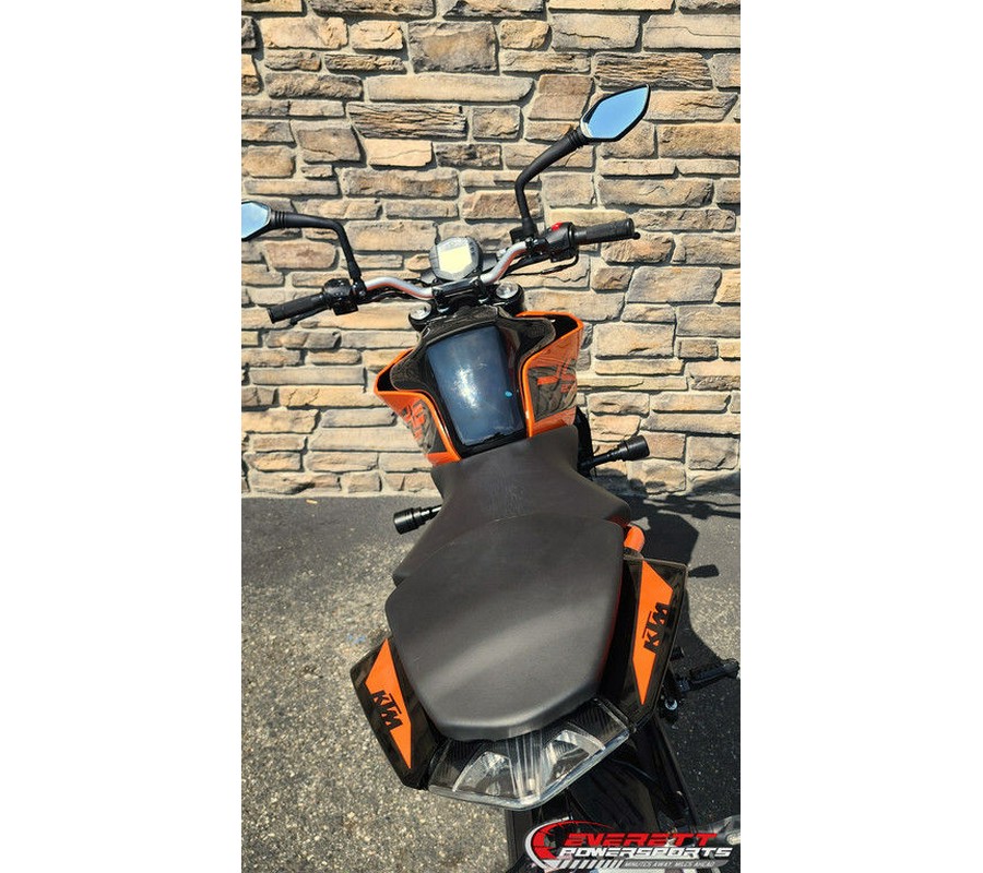 2021 KTM 200 Duke