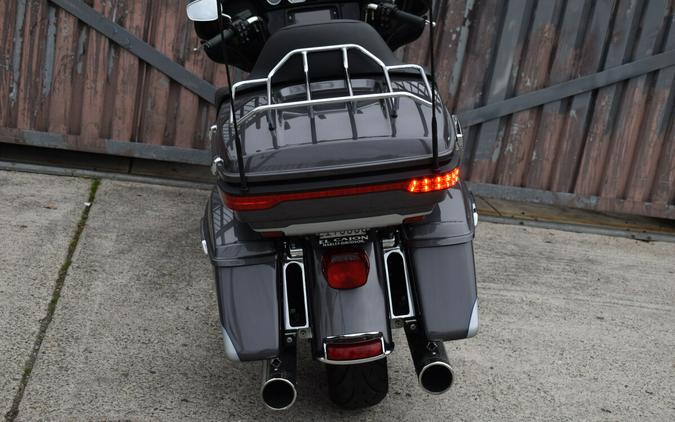 2014 Harley-Davidson® Ultra Limited FLHTK