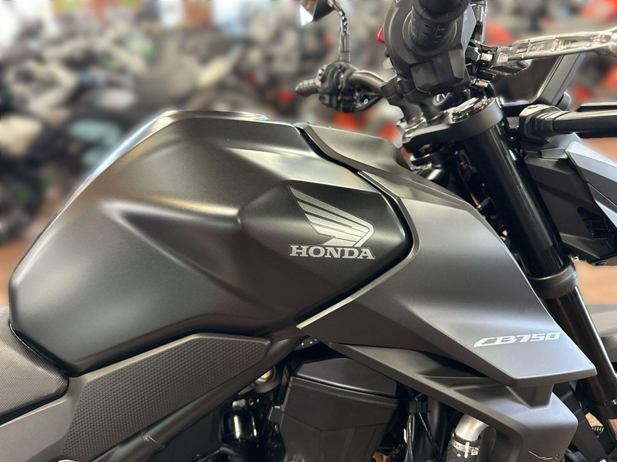 2025 Honda CB750 HORNET