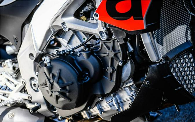 2018 Aprilia Tuono V4 1100 RR