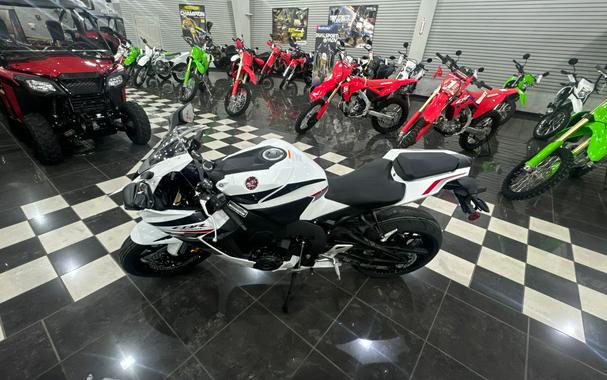2026 CBR1000RR - Honda