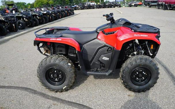 2023 Can-Am™ OutlanderT DPS 700