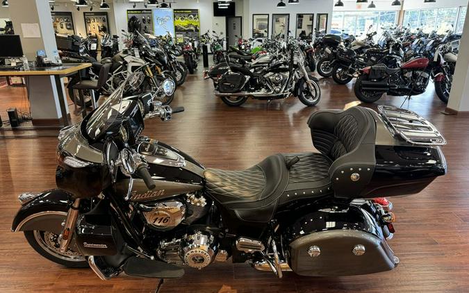 2024 Indian Motorcycle® Roadmaster® Black Metallic/Titanium Metallic