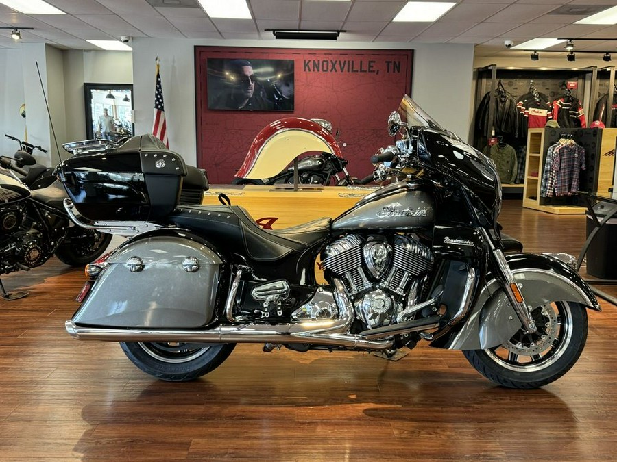 2024 Indian Motorcycle® Roadmaster® Black Metallic/Titanium Metallic