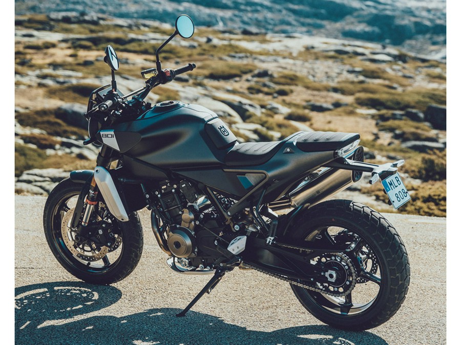 2025 Husqvarna Svartpilen 801