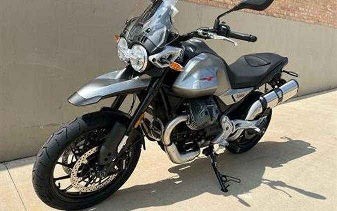 2025 Moto Guzzi V85 STRADA E5+