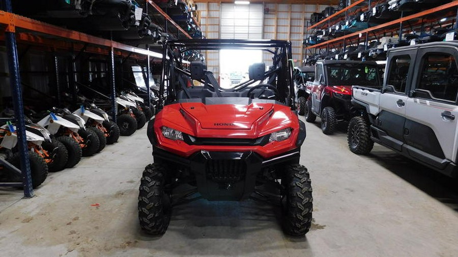 2025 Honda® Pioneer 1000-6 Deluxe Crew