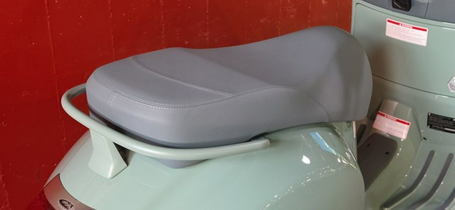 2027 Vespa GTS 310 80Th