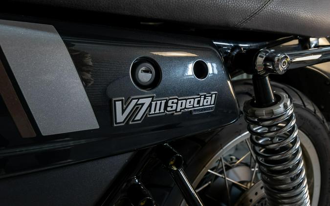 2020 Moto Guzzi V7 III Special