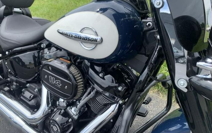 2019 Harley-Davidson® FLHCS - Heritage Classic 114