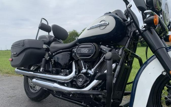 2019 Harley-Davidson® FLHCS - Heritage Classic 114