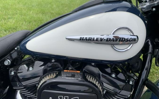 2019 Harley-Davidson® FLHCS - Heritage Classic 114