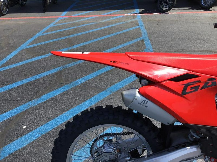 2025 GASGAS MC 300