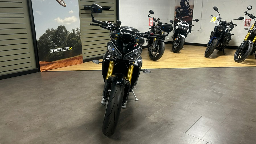 2025 Triumph Speed Triple 1200 RS