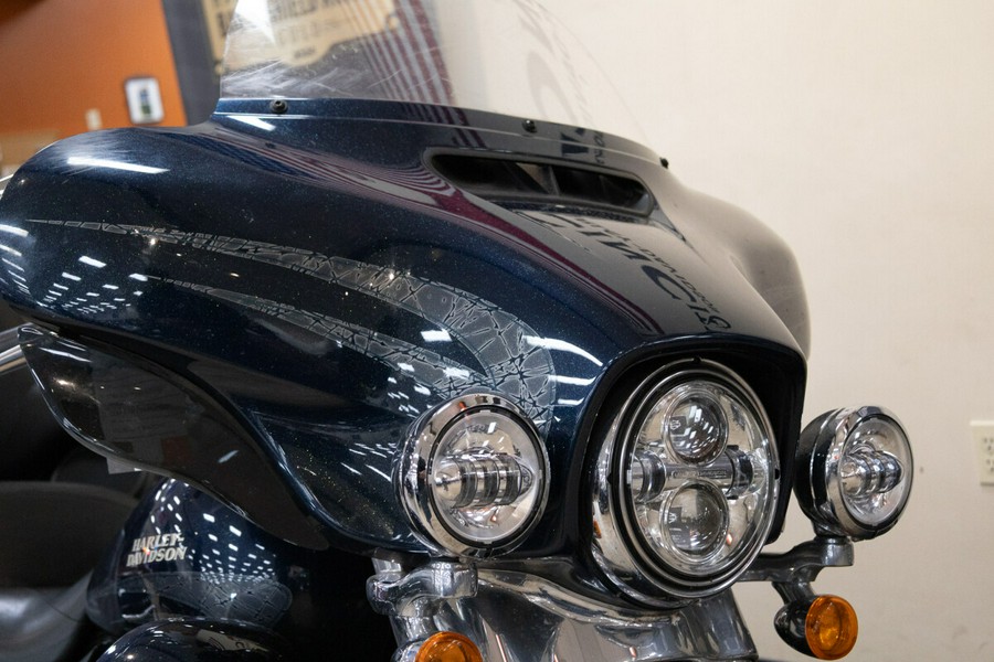 2016 Harley-Davidson® Ultra Limited Custom Colour Cosmic Blue Pearl FLHTK
