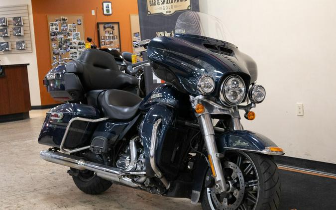 2016 Harley-Davidson® Ultra Limited Custom Colour Cosmic Blue Pearl FLHTK