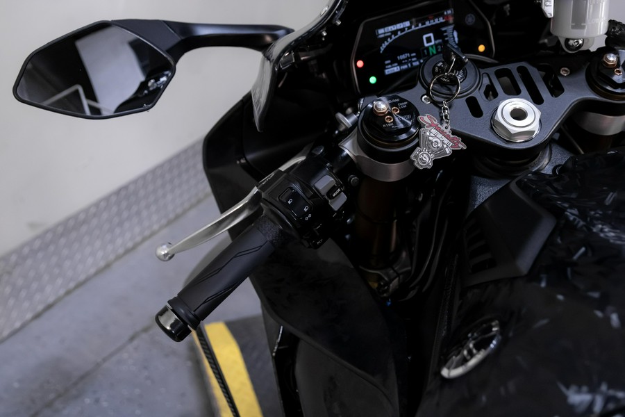 2025 Yamaha Motor Corp., USA YZF-R1