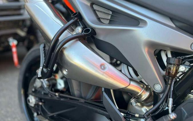 2023 KTM Duke 790