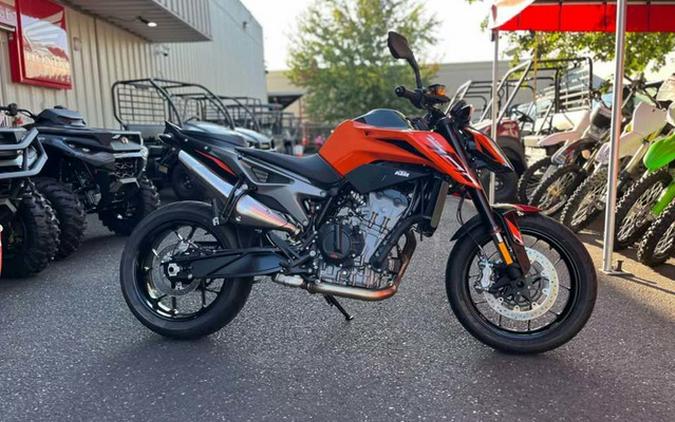 2023 KTM Duke 790