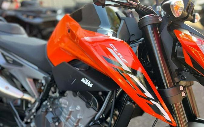 2023 KTM Duke 790