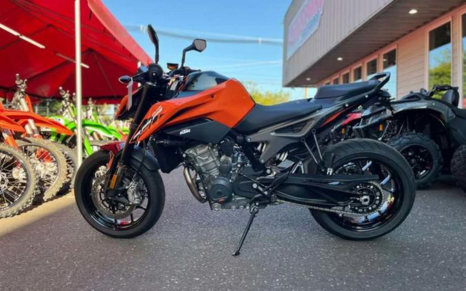 2023 KTM Duke 790