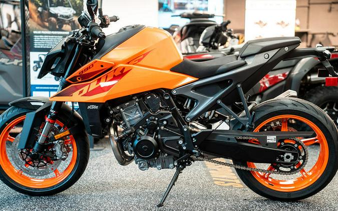 2024 KTM 990 Duke