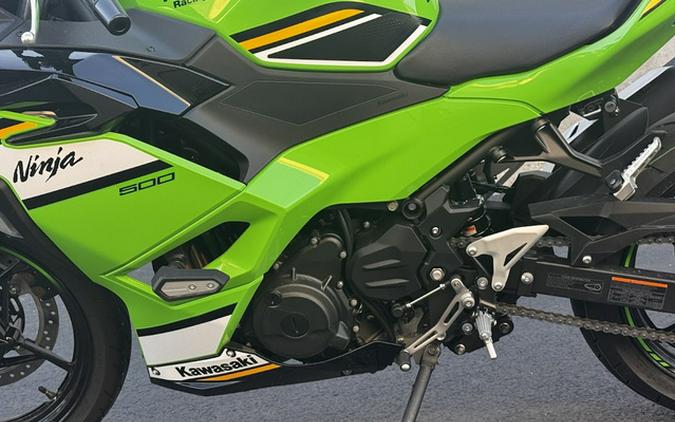 2025 Kawasaki NINJA 500 KRT SE ABS