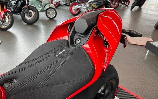 2026 Ducati PANIGALE V4S CORSE