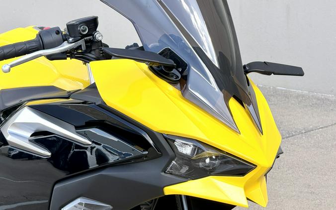 2026 Kawasaki Ninja® 500 SE ABS