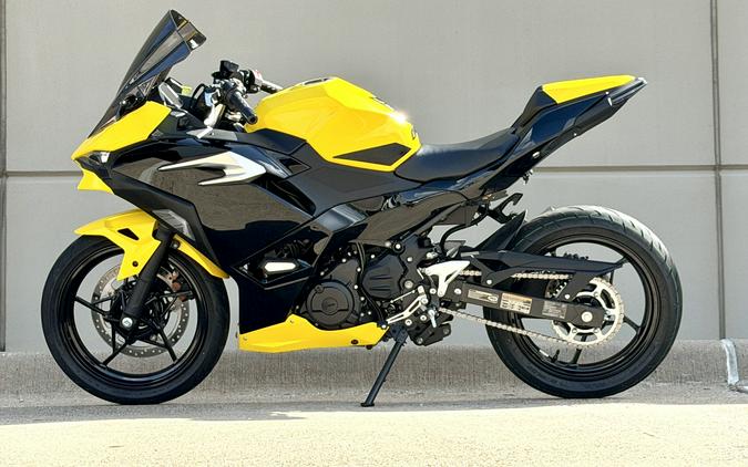2026 Kawasaki Ninja® 500 SE ABS