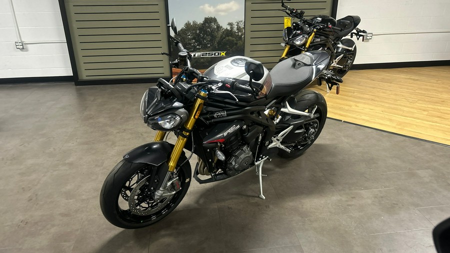 2025 Triumph Speed Triple 1200 RS