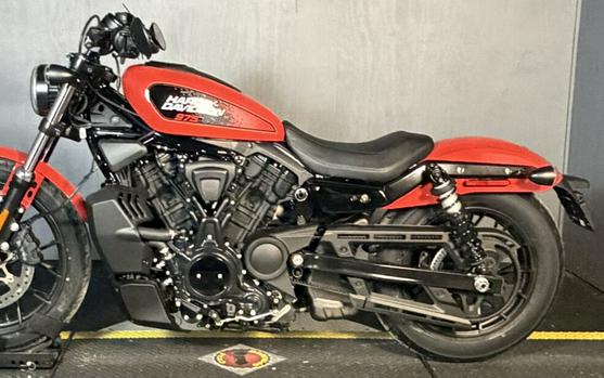 2026 Harley-Davidson® Nightster® RH975 BLOOD ORANGE