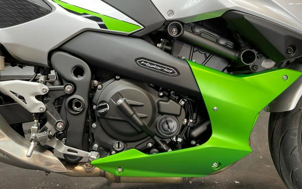 2024 Kawasaki Ninja® 7 Hybrid ABS - DEMO