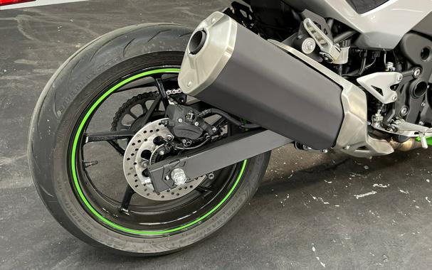 2024 Kawasaki Ninja® 7 Hybrid ABS - DEMO