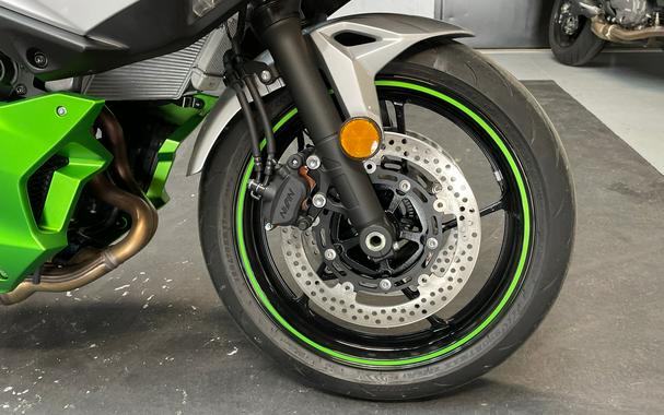 2024 Kawasaki Ninja® 7 Hybrid ABS - DEMO