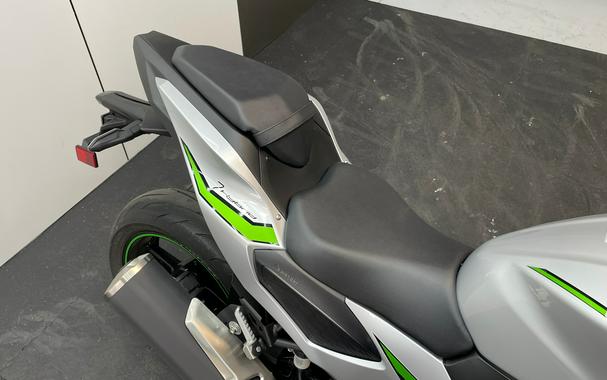 2024 Kawasaki Ninja® 7 Hybrid ABS - DEMO