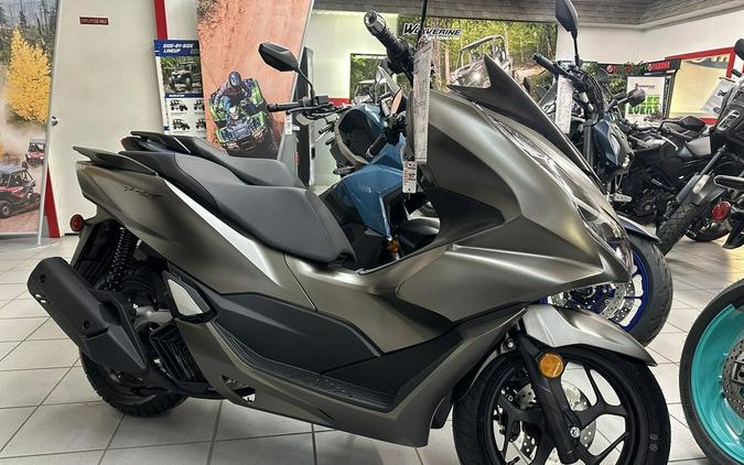 2024 Honda PCX ABS