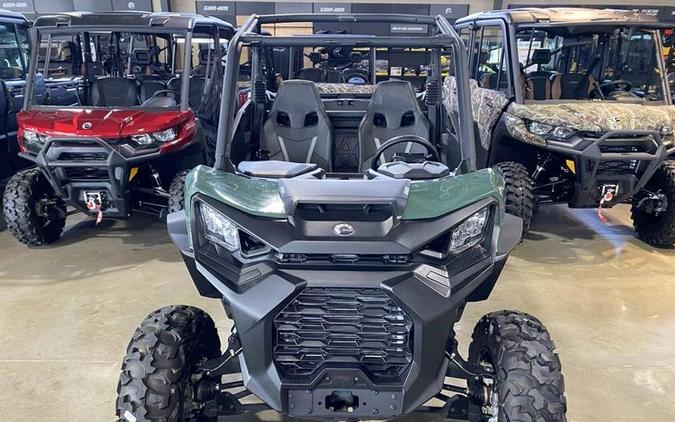 2023 Can-Am® Commander DPS 700