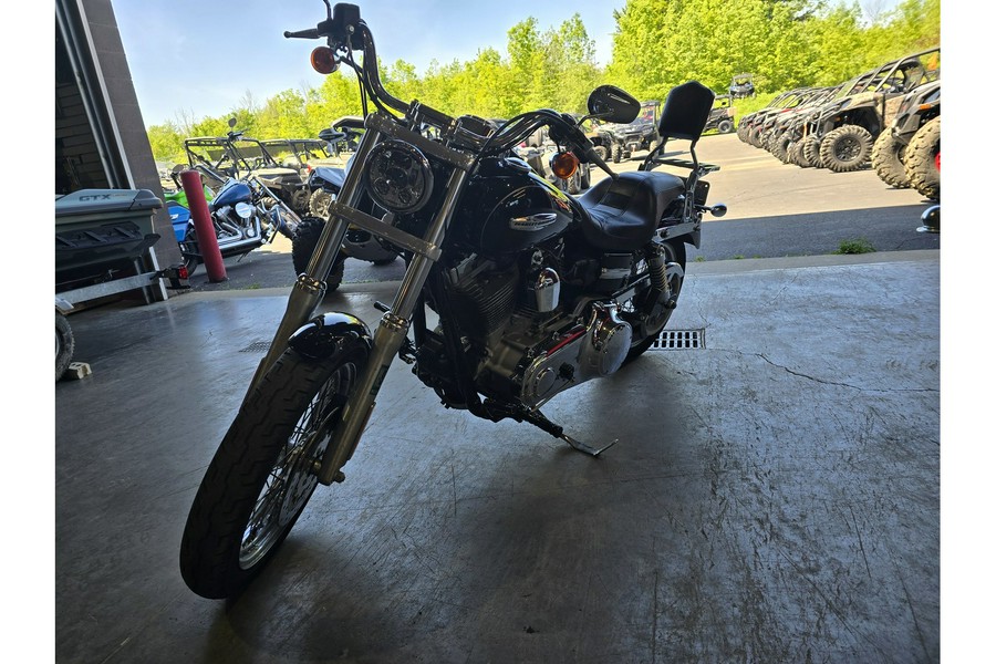 2009 Harley-Davidson® DYNA SUPER GLIDE CUSTOM