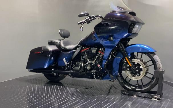 2019 Harley-Davidson® FLTRXSE - CVO™ Road Glide®