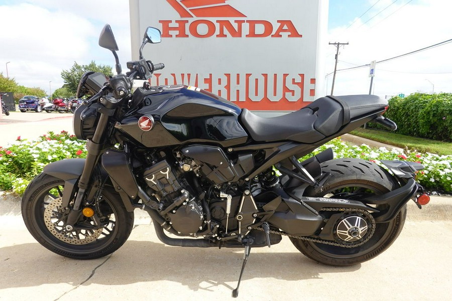 2023 Honda CB1000R Black Edition