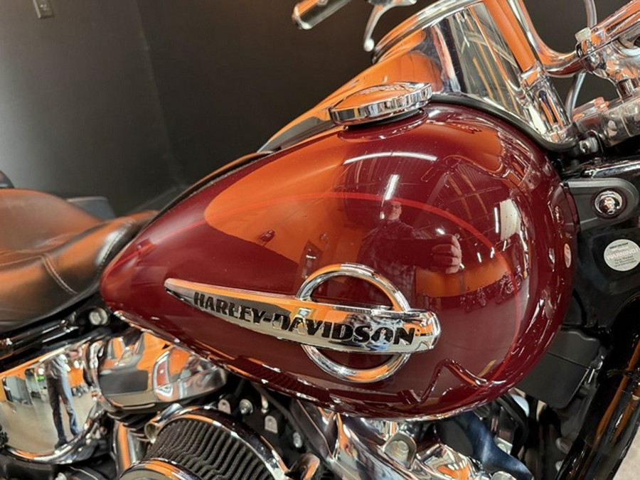 2020 Harley-Davidson Softail FLHC - Heritage Classic