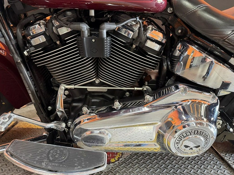 2020 Harley-Davidson Softail FLHC - Heritage Classic