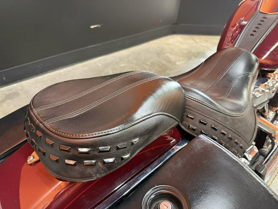 2020 Harley-Davidson Softail FLHC - Heritage Classic