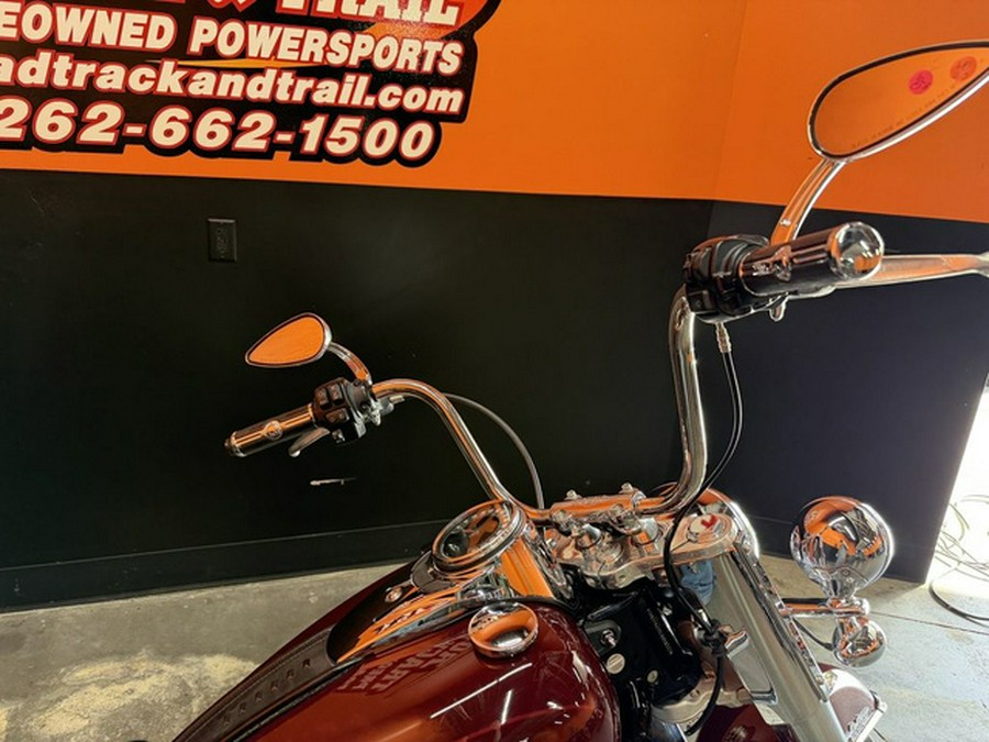 2020 Harley-Davidson Softail FLHC - Heritage Classic