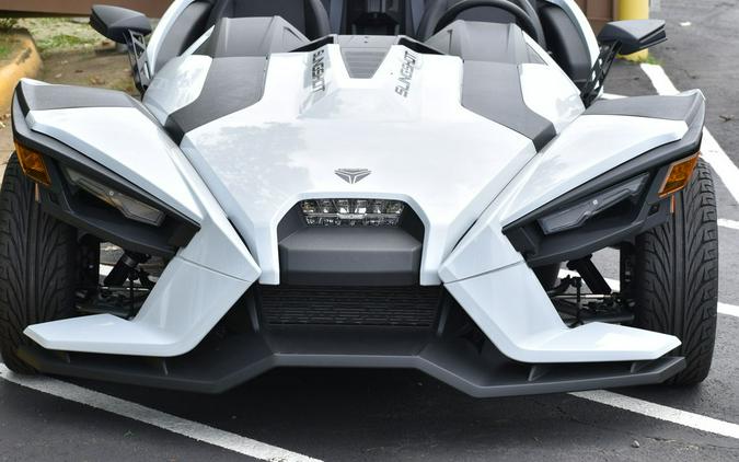 2023 Polaris Slingshot® Slingshot® S Manual