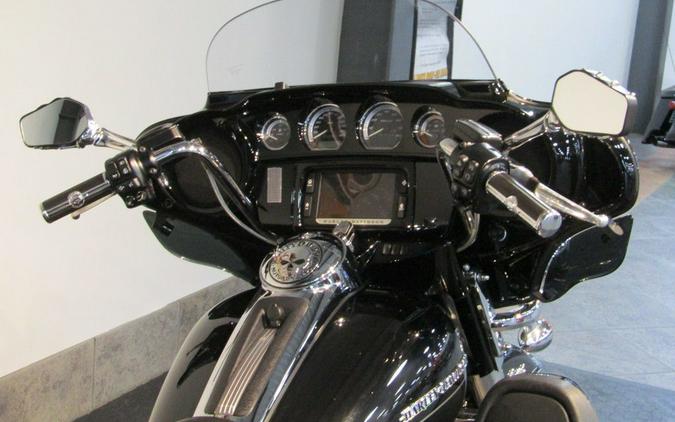 2016 Harley-Davidson® FLHTKL - Ultra Limited Low